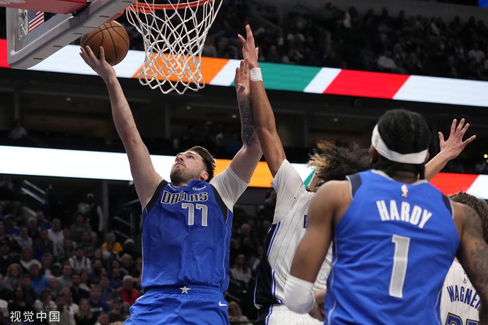 待着他在接 待着他在接